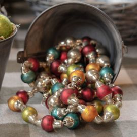 Traditional Solid Bead Garland | 6’