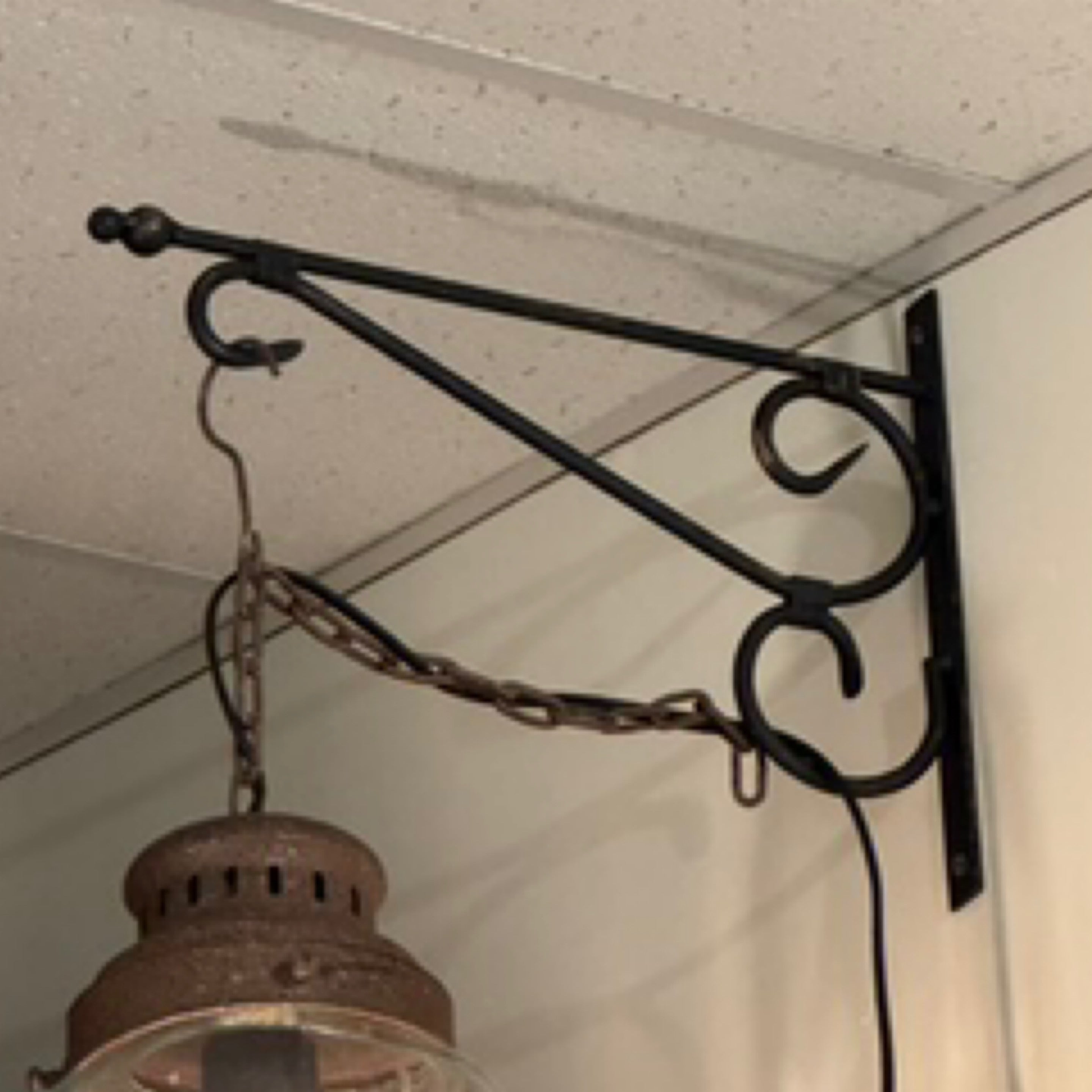 Lantern Hooks Asst