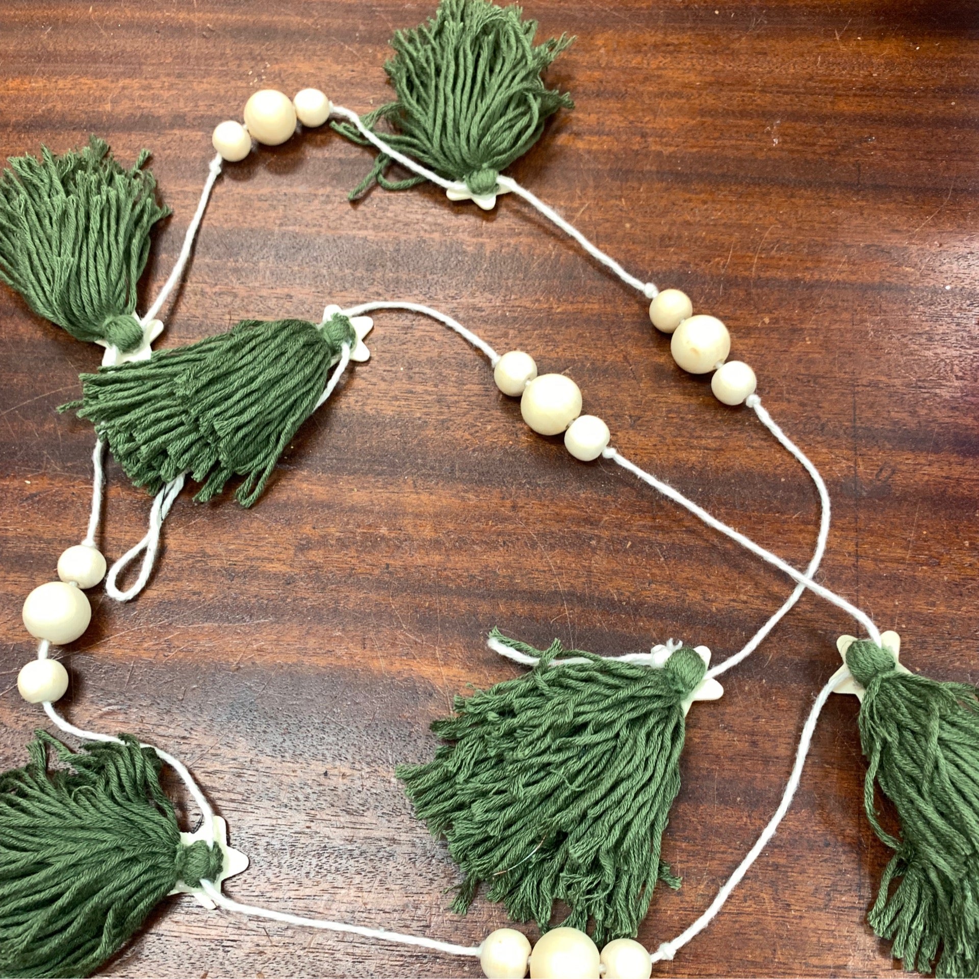 Beaded Tree Garlend