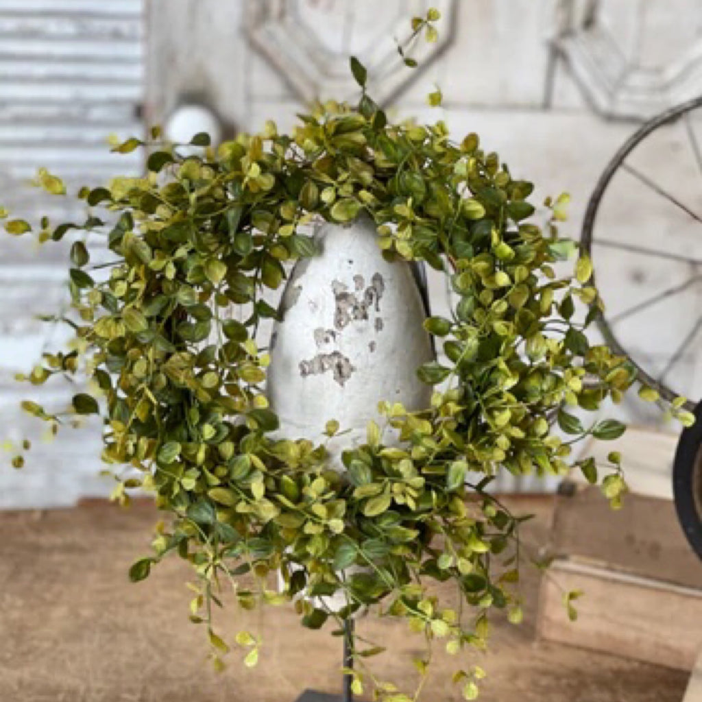 Bog Pimpernel Candle Ring | Green | 16"