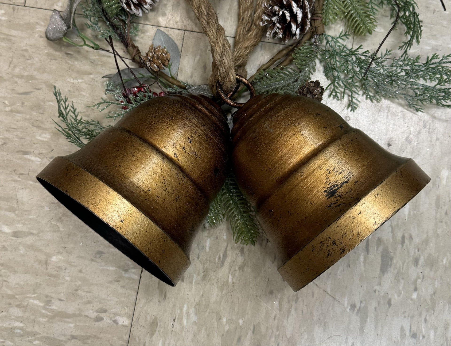 Gold Bell or Red Bell