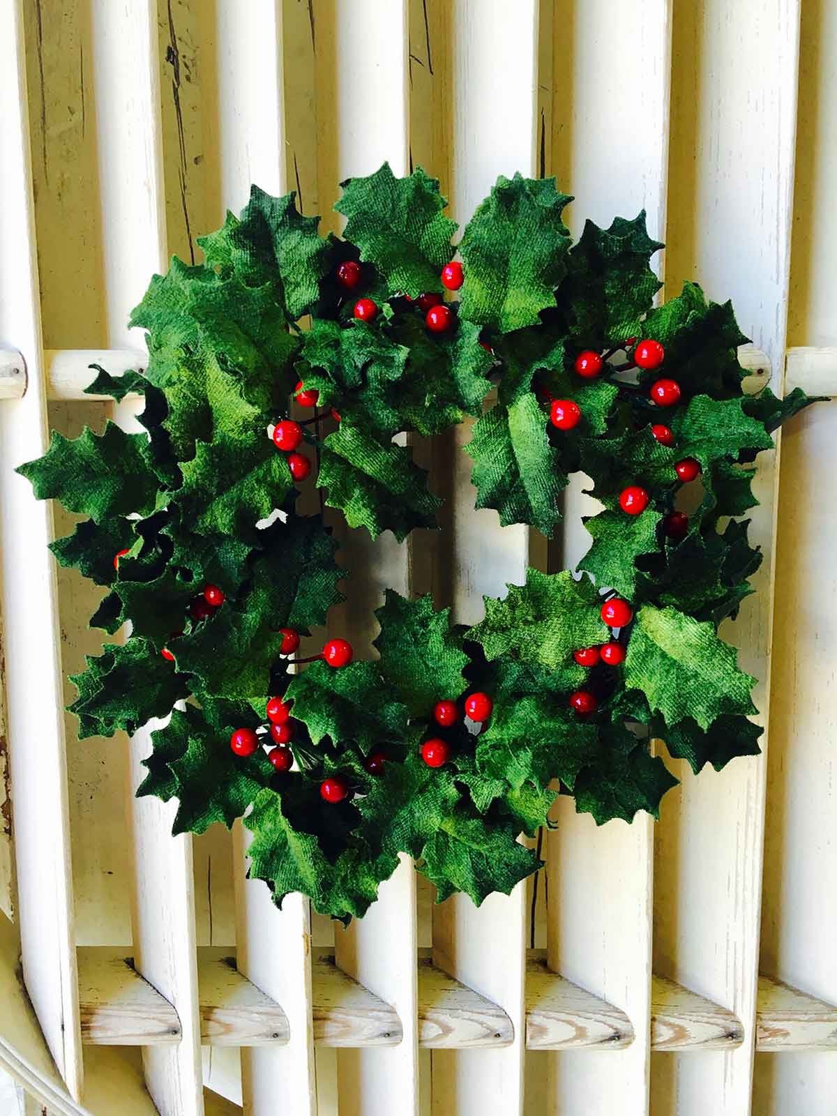 Flocked Velvet Holly/Berries 6" Candle Ring